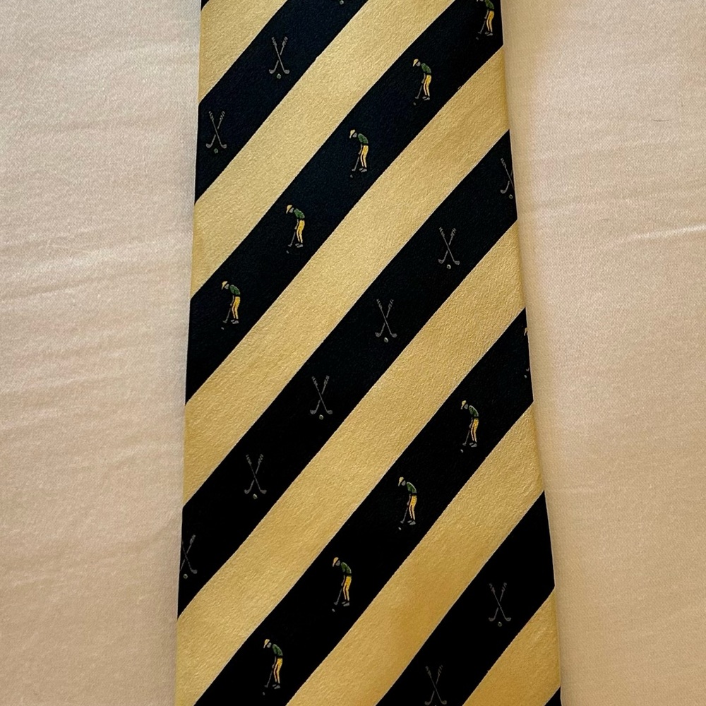 100% Silk tie from the Silk Connection